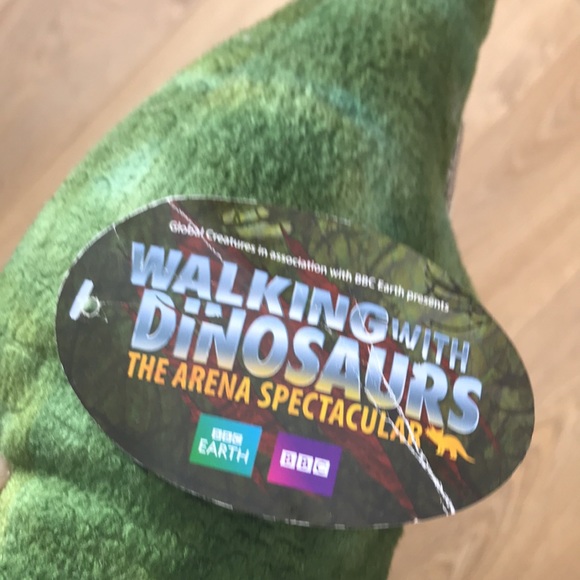 COPY - Brontosaurus plush from walking with the dinosaurs - Picture 3 of 4